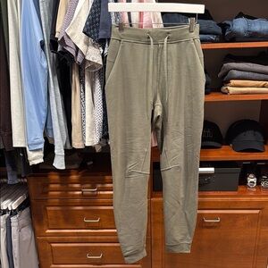 EUC Lululemon City Sweat pants joggers XS Grey Sage Regular Length